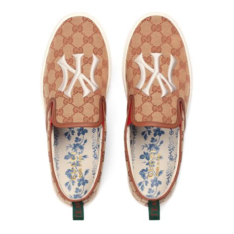 Gucci slip on Yankees